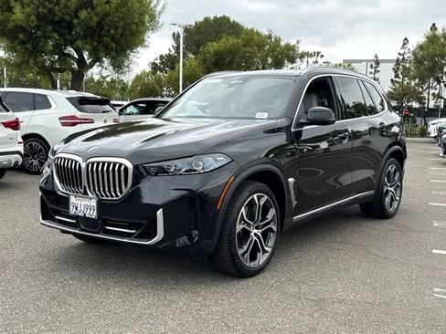 Used 2026 BMW X5 sDrive40i RWD image 2