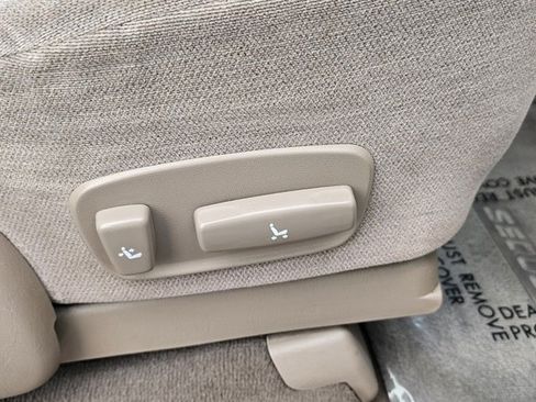 Used 2004 Toyota Sequoia SR5 image 23