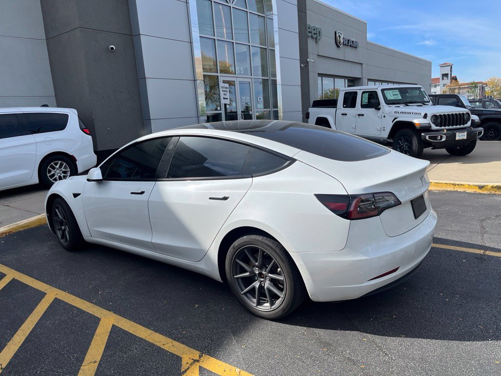 Used 2022 Tesla Model 3 RWD image 6