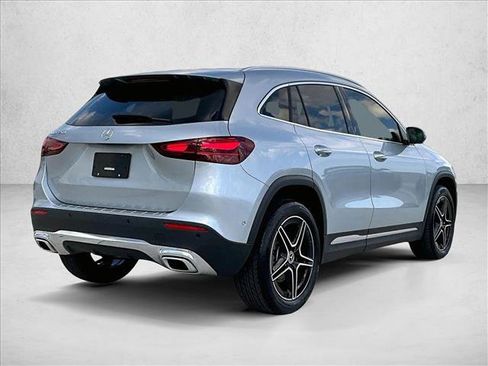 Used 2026 Mercedes-Benz GLA 250 image 2