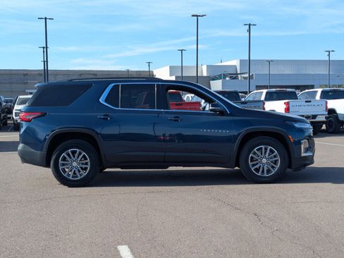 Certified 2023 Chevrolet Traverse LT image 7