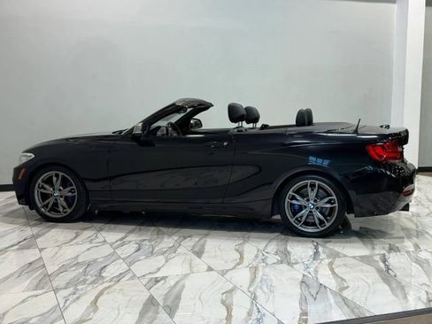Used 2015 BMW M235i Convertible image 15
