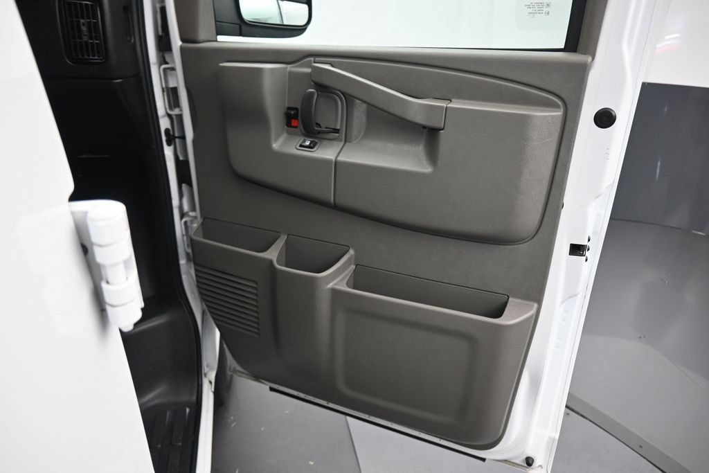 Used 2023 Chevrolet Express 3500 LS RWD image 37