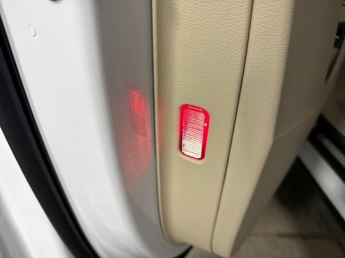 Used 2017 Audi Q7 3.0T Prestige AWD/4WD image 21