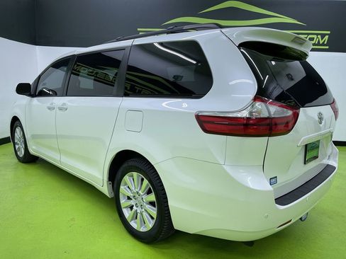 Used 2015 Toyota Sienna AWD image 7