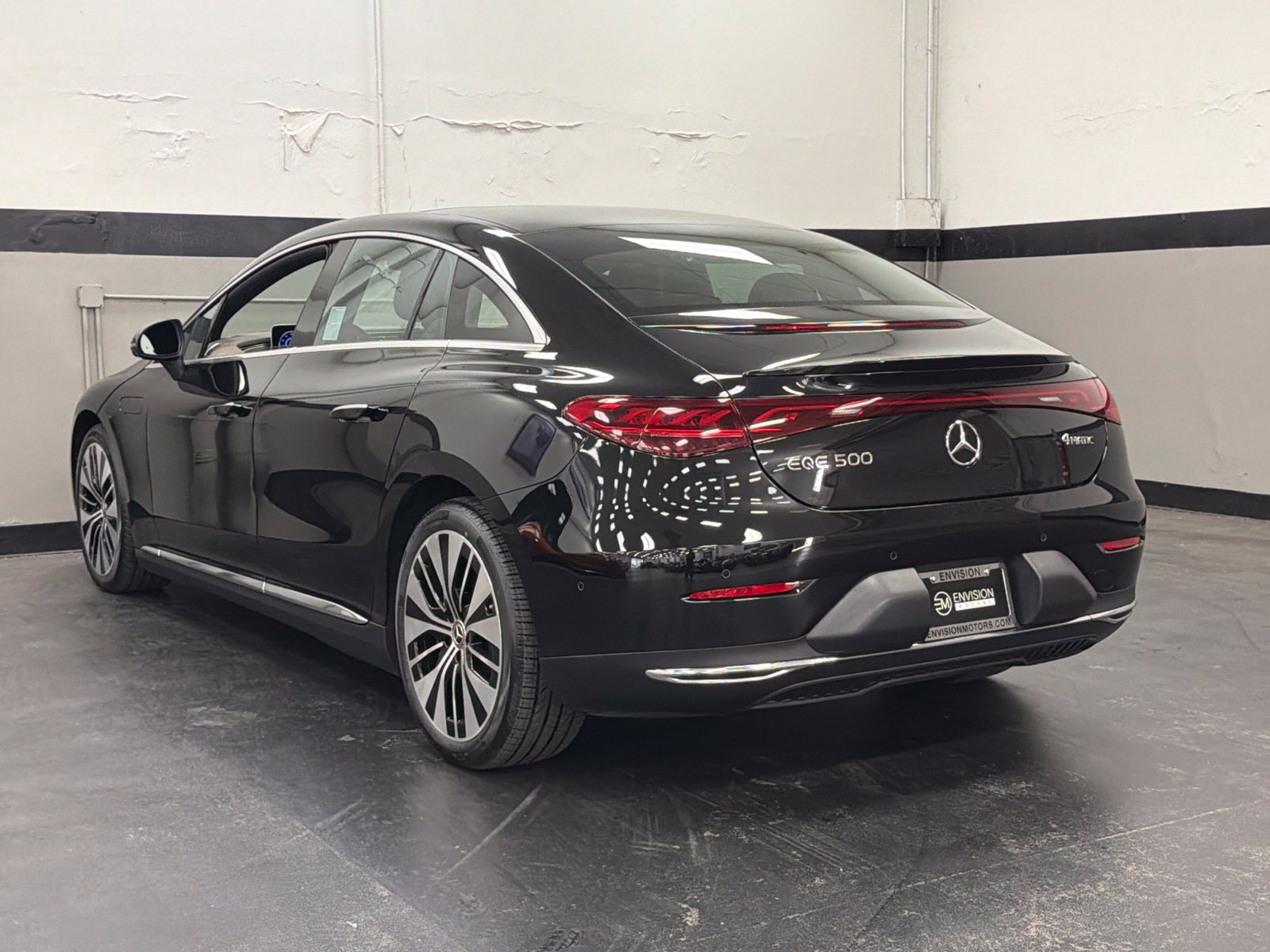 Used 2023 Mercedes-Benz EQE 500 4MATIC Sedan image 9
