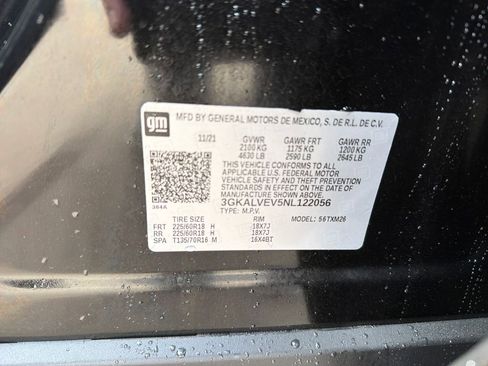 Used 2022 GMC Terrain SLT w/ Infotainment Package II AWD/4WD image 32