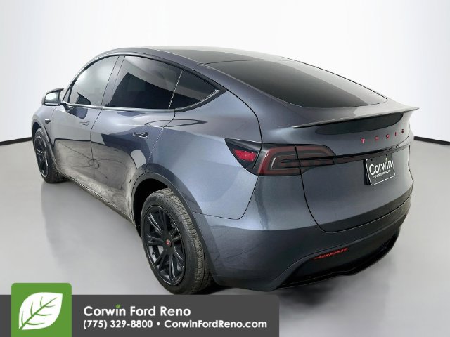 Used 2023 Tesla Model Y Long Range AWD/4WD image 5