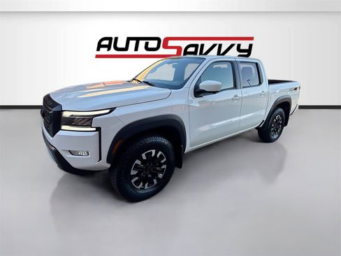 Used 2024 Nissan Frontier PRO-4X w/ Pro Convenience Package image 3