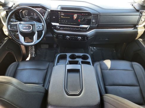 Used 2025 GMC Sierra 1500 SLT image 19