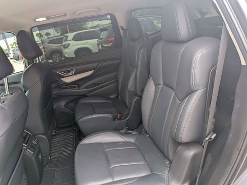 Used 2022 Subaru Ascent Limited AWD/4WD image 14