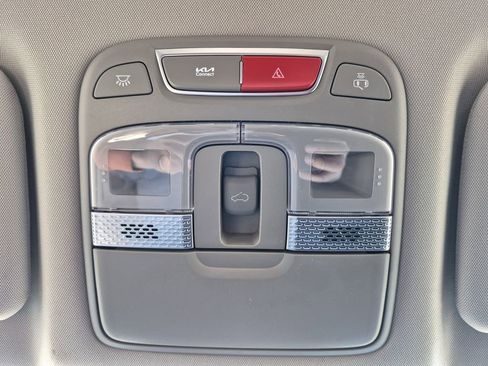 Used 2025 Kia Telluride S image 26