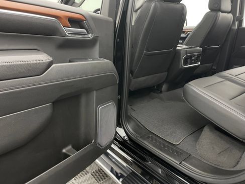 Used 2023 GMC Sierra 1500 Denali AWD/4WD image 42