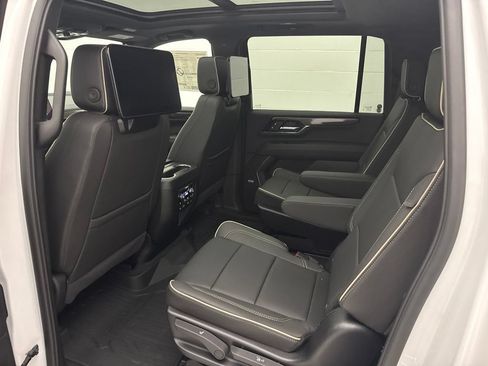 New 2026 GMC Yukon XL Elevation w/ Elevation Premium Package AWD/4WD image 68