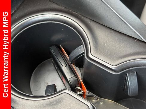 Used 2022 Toyota Camry SE FWD image 28