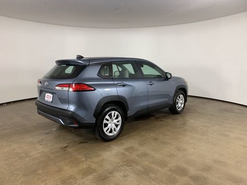 Used 2024 Toyota Corolla Cross L AWD/4WD image 8