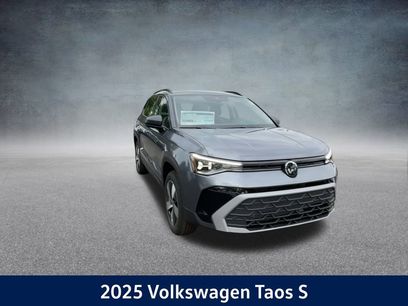 New 2025 Volkswagen Taos S