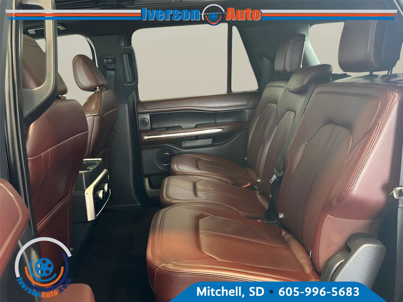 Used 2024 Ford Expedition Max Limited AWD/4WD image 31