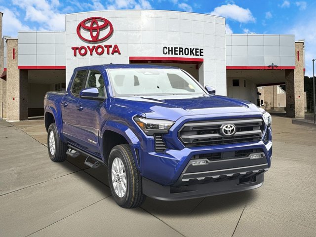 Used 2025 Toyota Tacoma SR5 AWD/4WD image 3