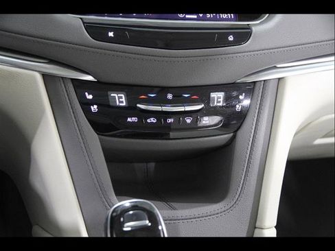 Used 2022 Cadillac XT5 Premium Luxury AWD/4WD image 14