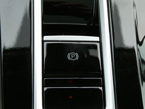 New 2026 Volkswagen Atlas SEL image 16