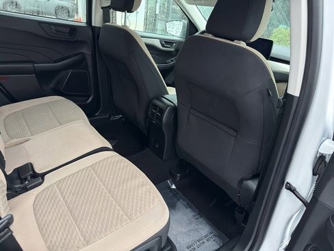 Used 2022 Ford Escape SE w/ Convenience Package image 21