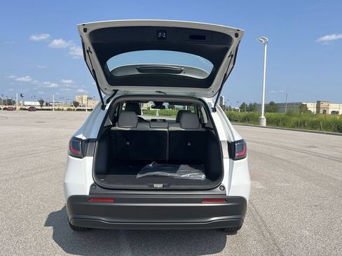 Certified 2024 Honda HR-V LX image 31