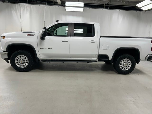 Used 2022 Chevrolet Silverado 2500 LT w/ All Star Edition AWD/4WD image 8