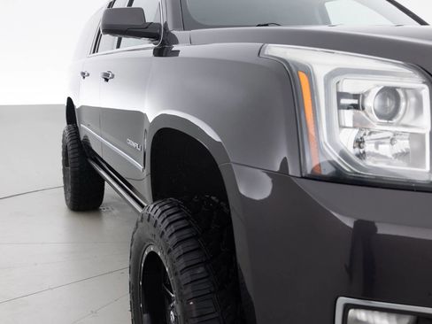 Used 2016 GMC Yukon XL Denali w/ Open Road Package image 11