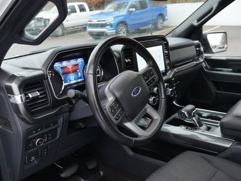 Used 2022 Ford F150 XLT w/ Equipment Group 302A High image 10