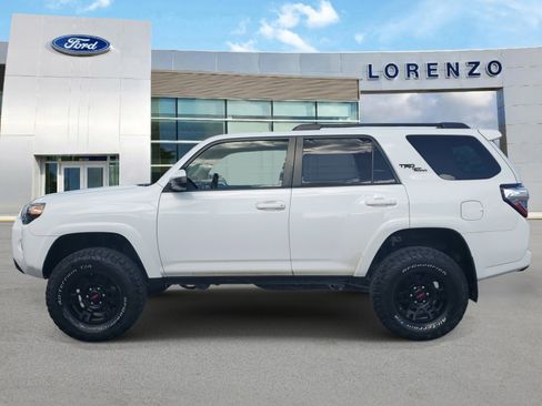 Used 2019 Toyota 4Runner TRD Off-Road image 8