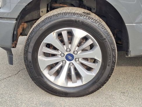 Used 2018 Ford F150 XL w/ Equipment Group 101A Mid image 9