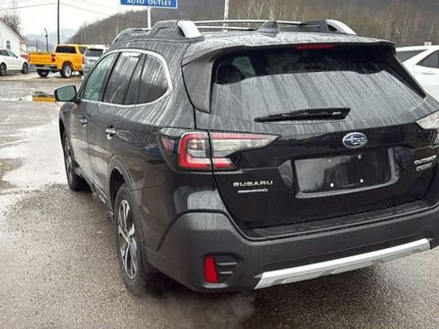 Used 2021 Subaru Outback Touring image 9