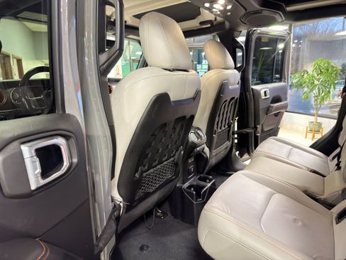 Used 2021 Jeep Gladiator Mojave image 23