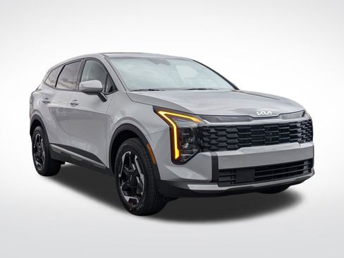New 2026 Kia Sportage S image 1