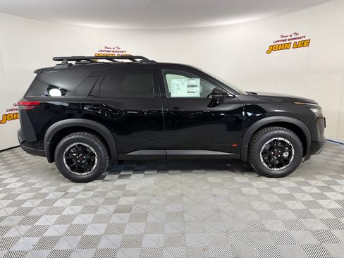 New 2026 Nissan Pathfinder Rock Creek w/ Rock Creek Premium Package AWD/4WD image 7