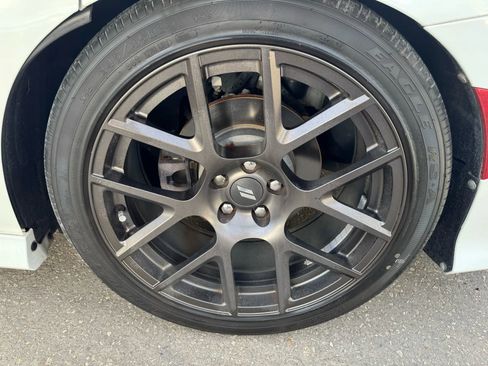 Used 2018 Dodge Charger R/T image 11