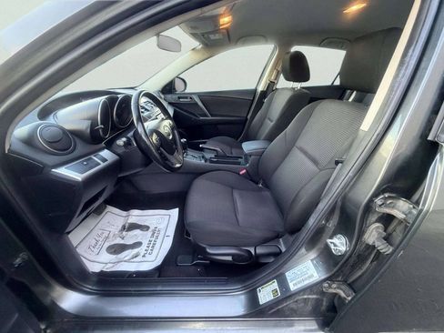 Used 2013 MAZDA MAZDA3 i Touring FWD image 16