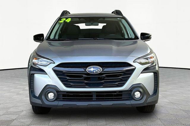 Used 2024 Subaru Outback Premium AWD/4WD image 9