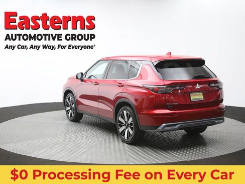 Used 2025 Mitsubishi Outlander SE FWD image 64
