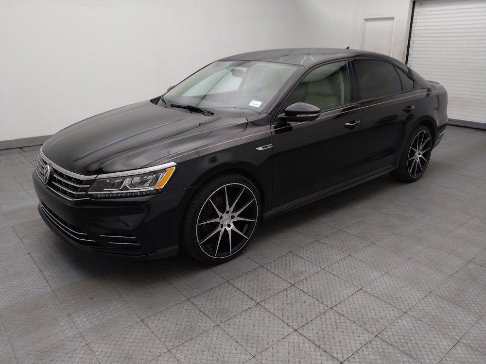 Used 2018 Volkswagen Passat 2.0T S FWD image 2