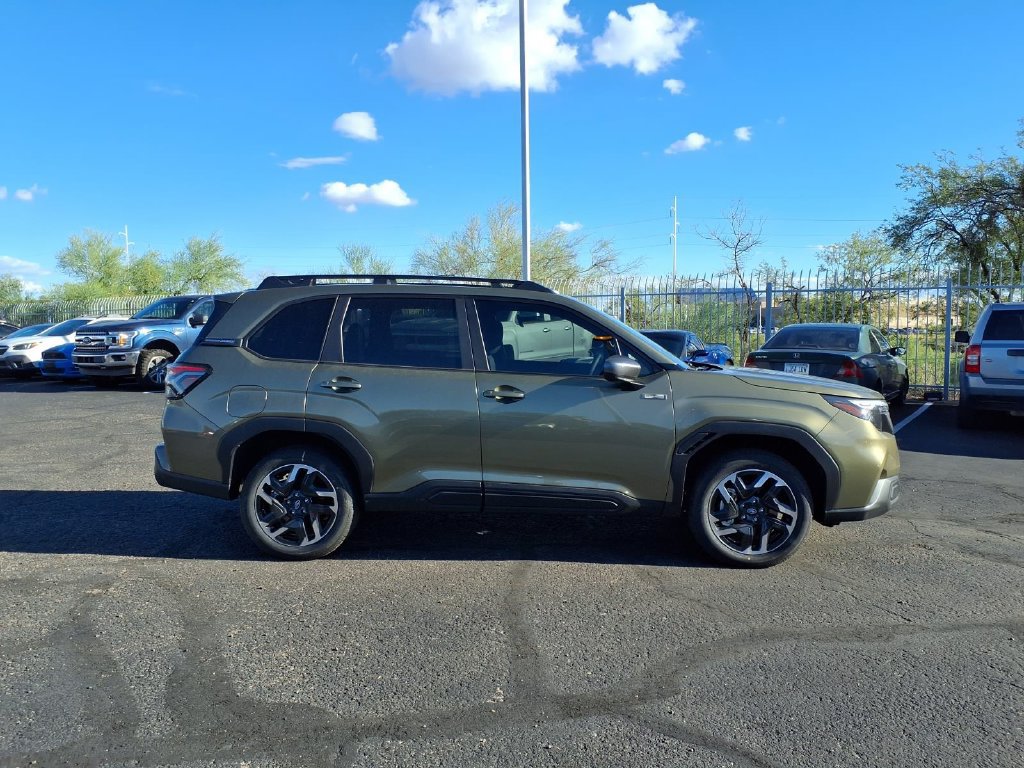 New 2026 Subaru Forester Premium AWD/4WD image 8