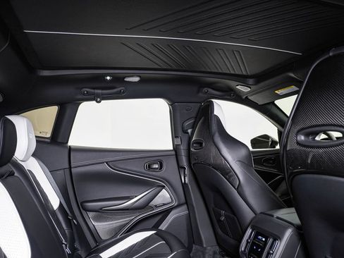 Used 2026 Aston Martin DBX 707 AWD/4WD image 19