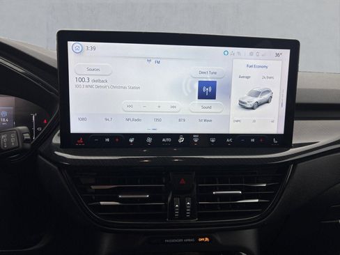 Used 2024 Ford Escape ST-Line w/ Tech Pack #1 image 18