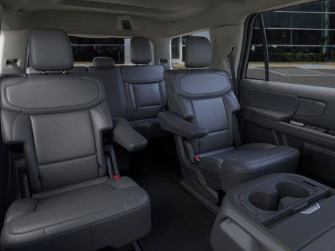 New 2026 Ford Expedition Active RWD image 11