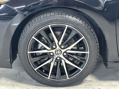 Used 2021 Toyota Camry SE image 22