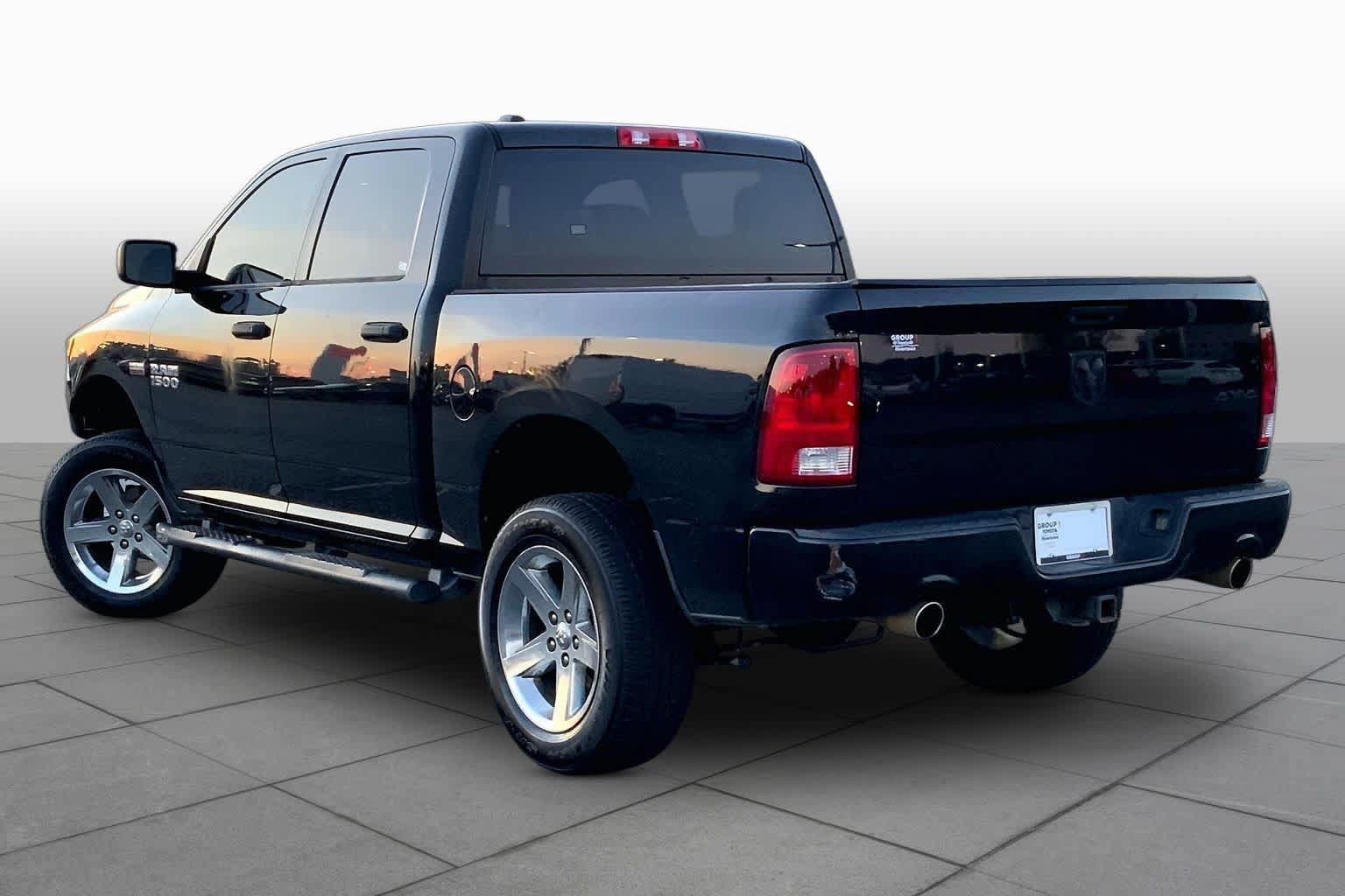 Used 2015 RAM 1500 Express AWD/4WD image 11