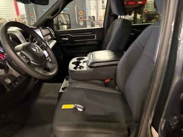 Used 2025 RAM 2500 Big Horn AWD/4WD image 48