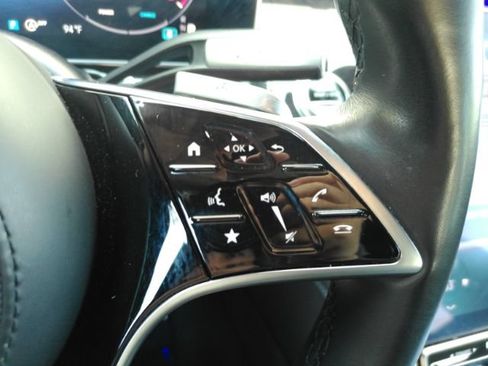 Used 2022 Mercedes-Benz S 500 4MATIC image 45