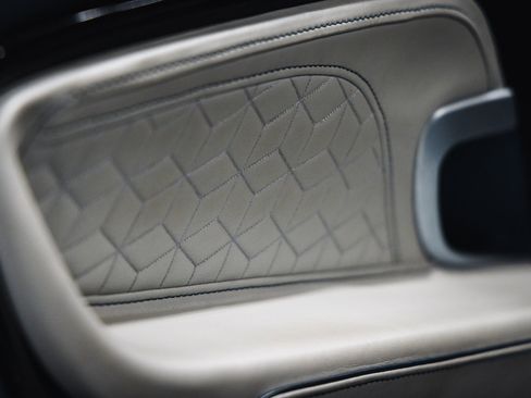 Used 2019 Aston Martin DBS Superleggera image 16